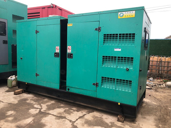 晋中怎样合理控制磷酸铁锂蓄电池的充放电倍率以延长其使用寿命？