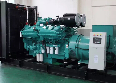 晋中发电机如何选择合适的除垢剂来清洗水冷式机油散热器？